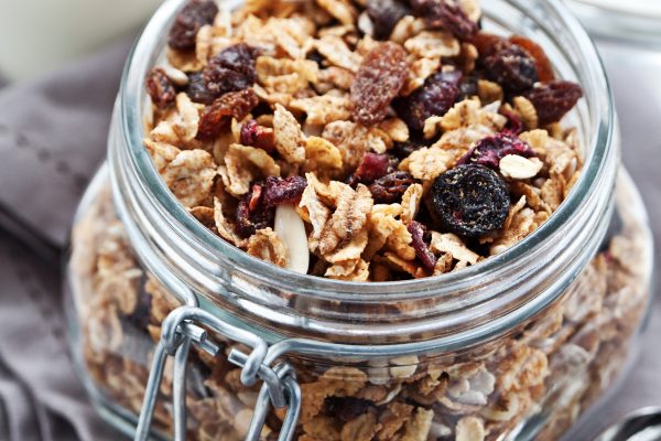 Granola raspberry